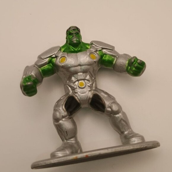 Marvel Superheroes Miniature Metal Figurine Set - Hulk Spider-Man & More - Picture 8 of 16